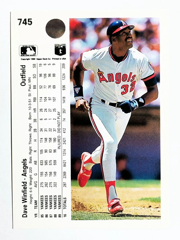 1990 Upper Deck #745 Dave Winfield