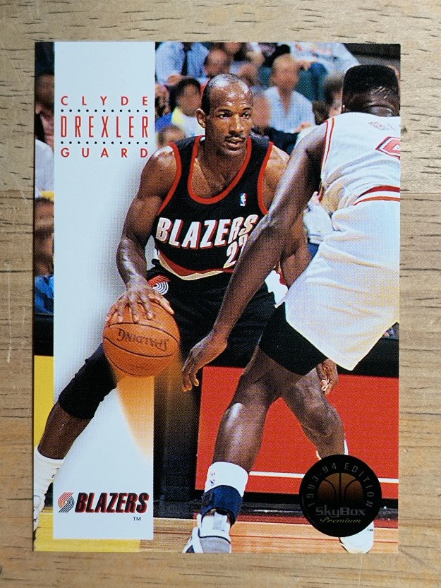 1993-94 SkyBox Premium #150 Clyde Drexler