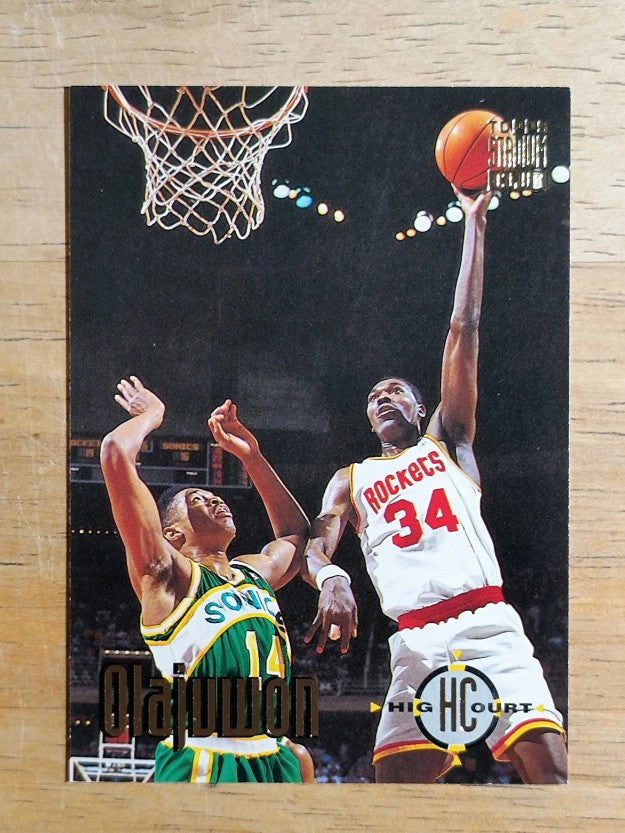 1993-94 Stadium Club #64 Hakeem Olajuwon HC