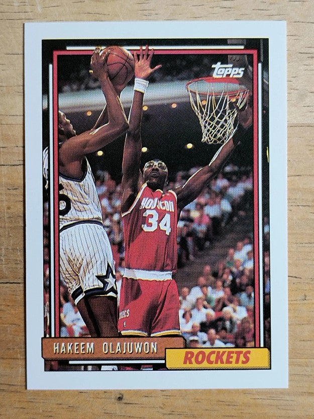 1992-93 Topps #337 Hakeem Olajuwon