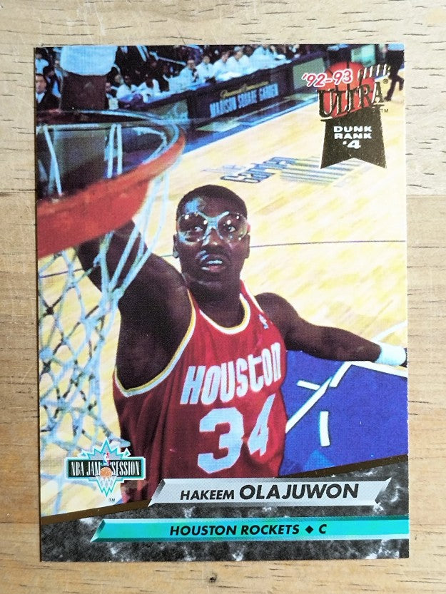 1992-93 Ultra #204 Hakeem Olajuwon JS