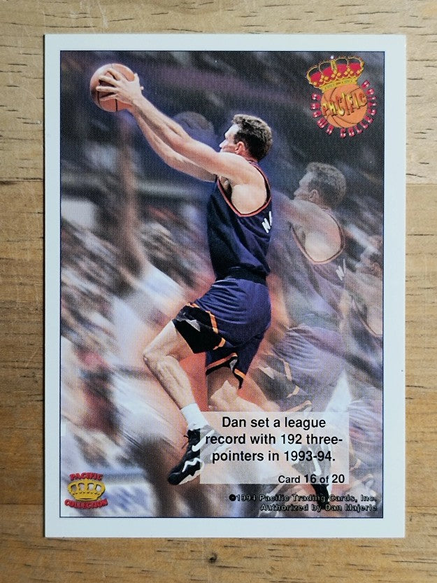 1994 Pacific Prisms Dan Majerle #16 Dan Majerle/(Jump shot& just/after release)