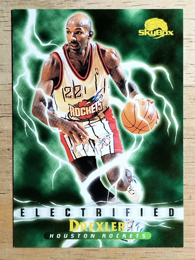 1995-96 SkyBox Premium #285 Clyde Drexler ELE