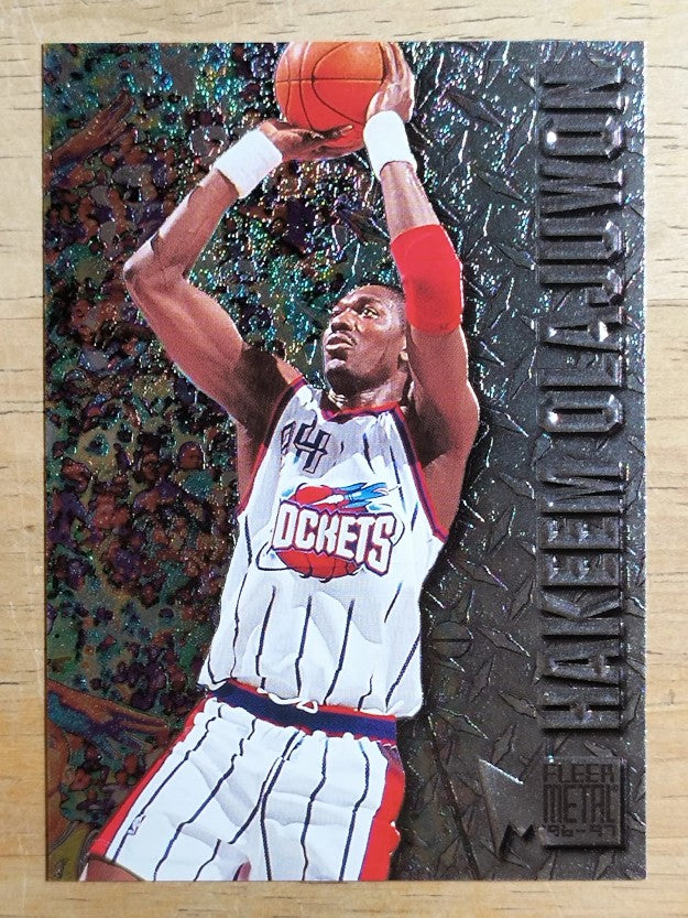 1996-97 Metal #38 Hakeem Olajuwon