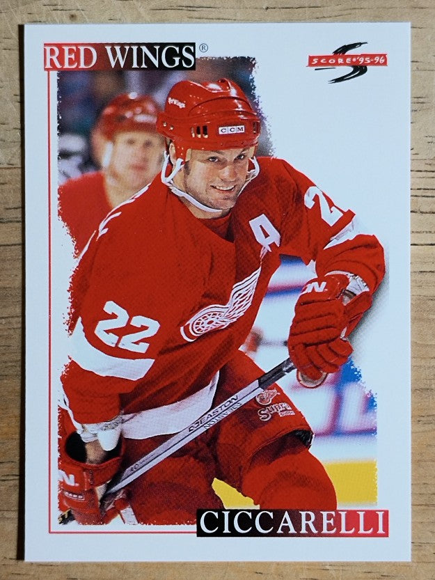 1995-96 Score #247 Dino Ciccarelli