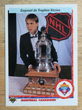 1990-91 Upper Deck French #207 Vezina Trophy/Patrick Roy