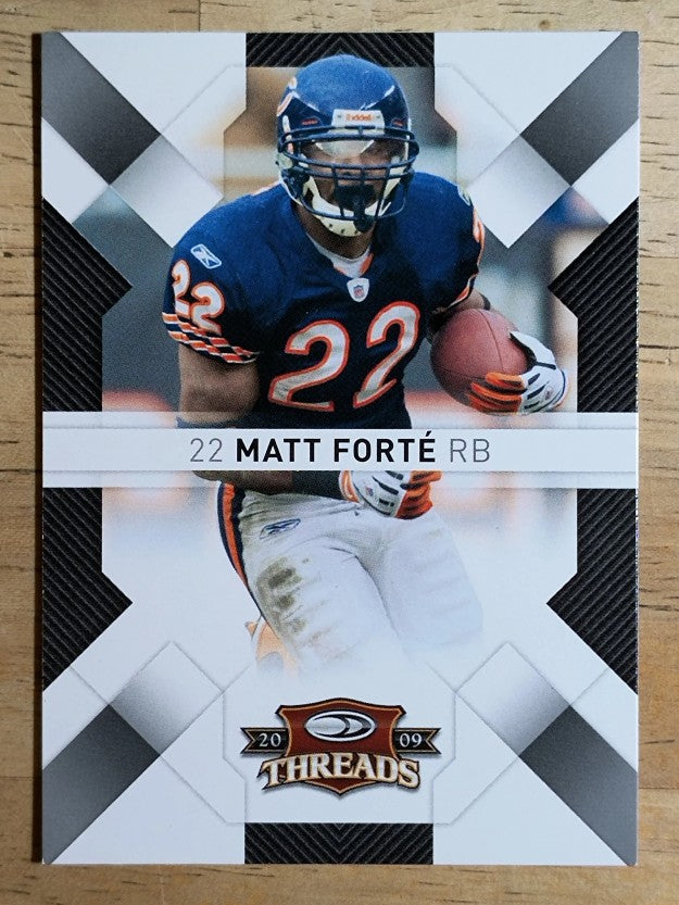 2009 Donruss Threads #19 Matt Forte