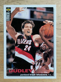 1995-96 Collector's Choice #61 Chris Dudley