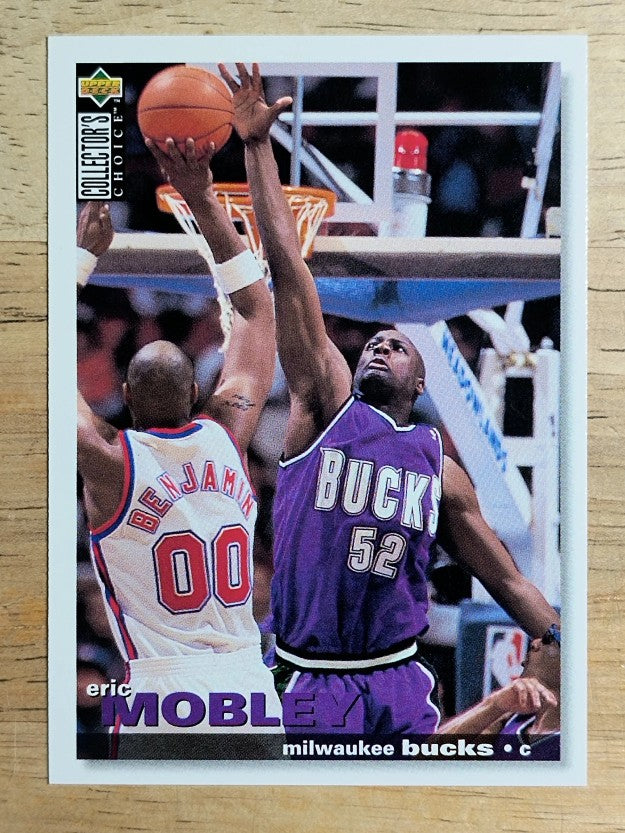 1995-96 Collector's Choice #104 Eric Mobley