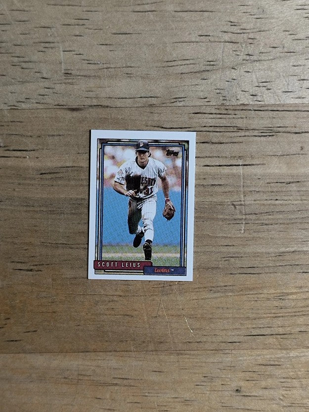 1992 Topps Micro #74 Scott Leius