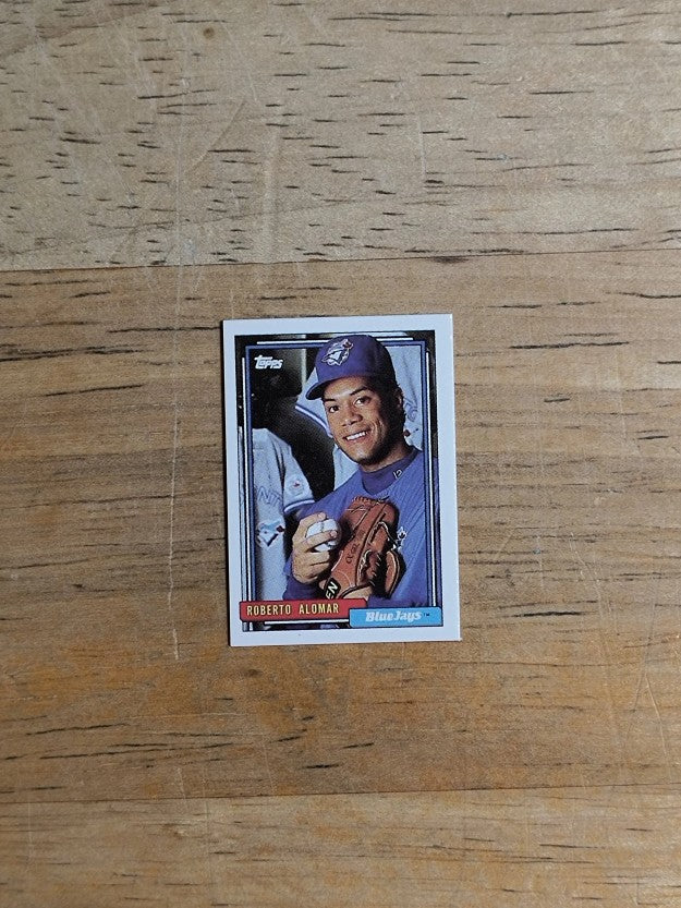 1992 Topps Micro #225 Roberto Alomar