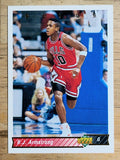 1992-93 Upper Deck #157 B.J. Armstrong