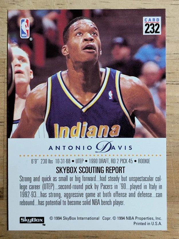 1993-94 SkyBox Premium #232 Antonio Davis RC
