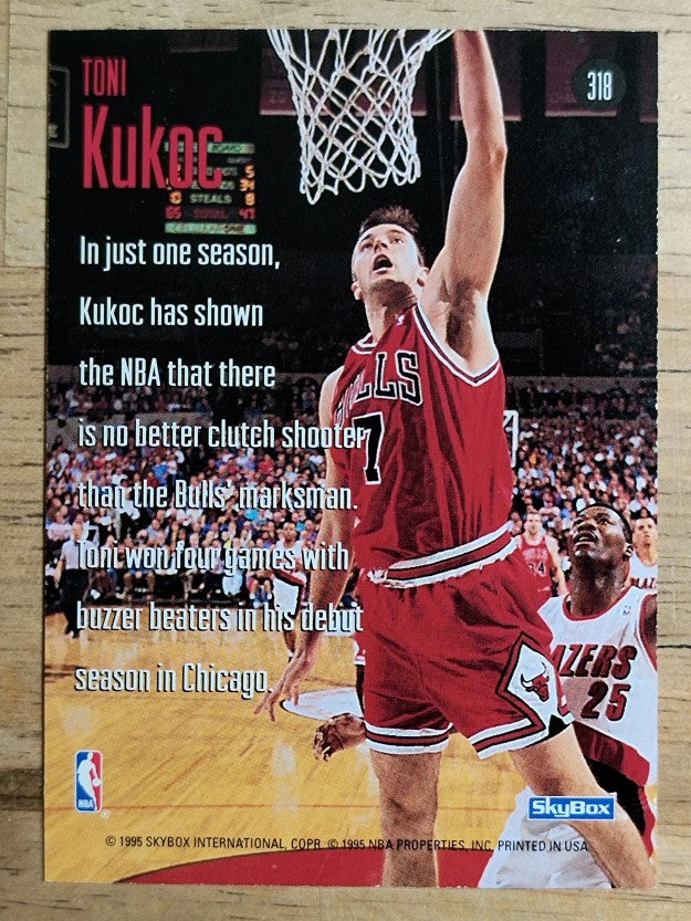 1994-95 SkyBox Premium #318 Toni Kukoc SSH