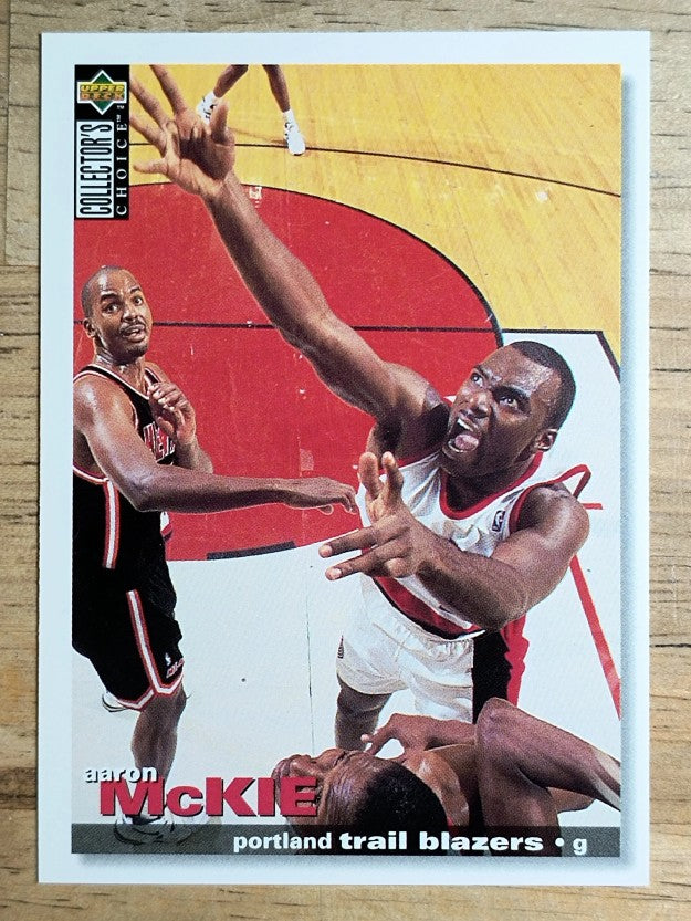 1995-96 Collector's Choice #23 Aaron McKie