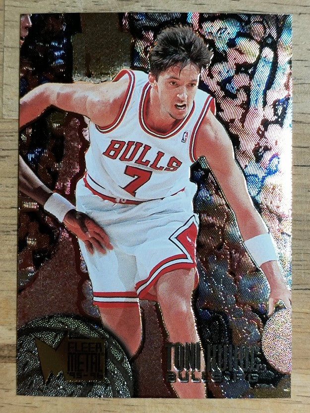 1995-96 Metal #14 Toni Kukoc