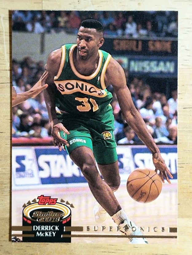 1992-93 Stadium Club #75 Derrick McKey