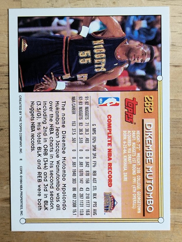 1993-94 Topps Gold #262 Dikembe Mutombo
