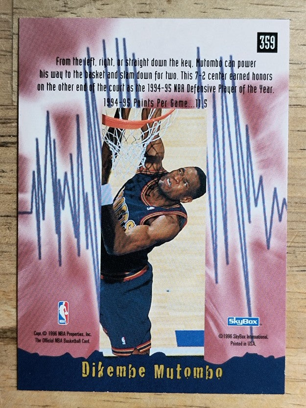 1995-96 Hoops #359 Dikembe Mutombo ES