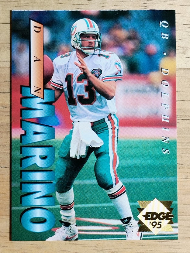 1995 Collector's Edge Gold Logo #118 Dan Marino