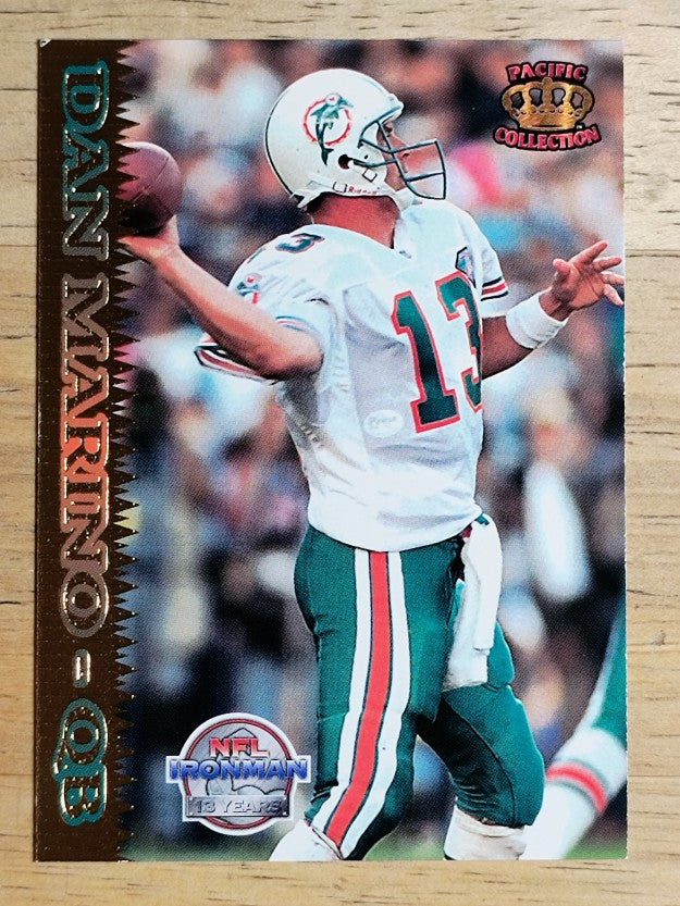 1995 Pacific #108 Dan Marino