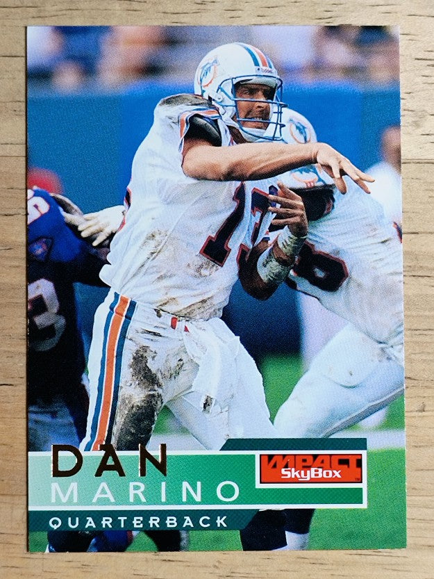 1995 SkyBox Impact #84 Dan Marino