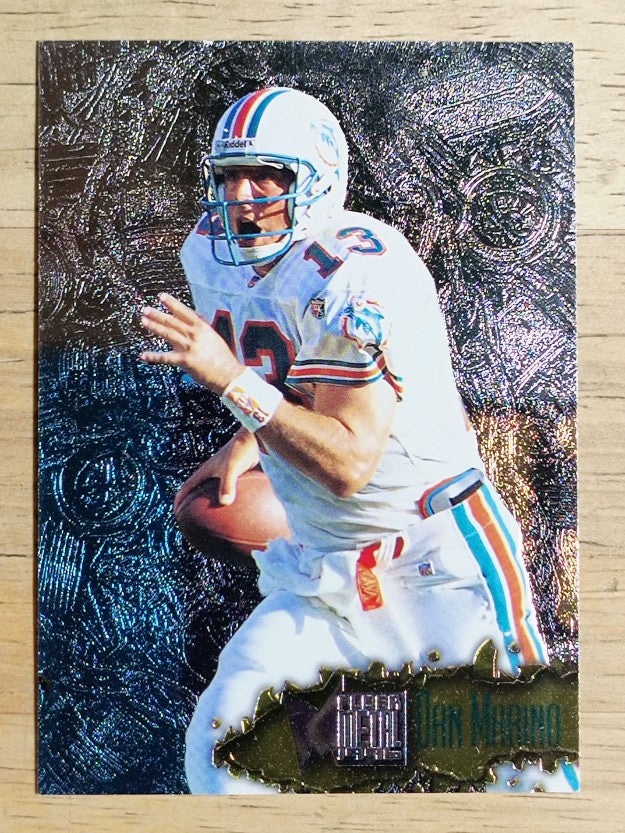 1996 Metal #66 Dan Marino