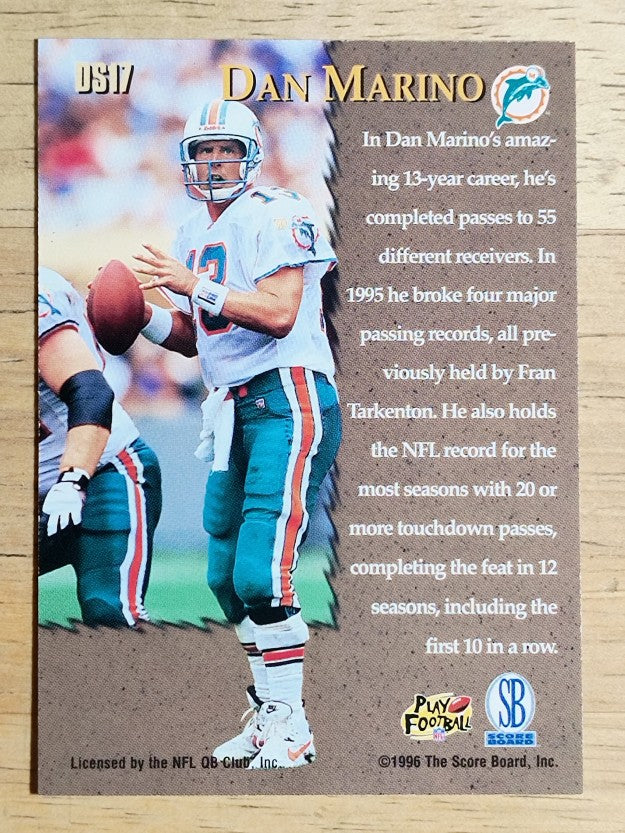 1996 Pro Line Memorabilia Stretch Drive #DS17 Dan Marino