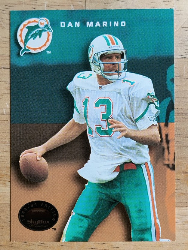1993 SkyBox Premium #108 Dan Marino