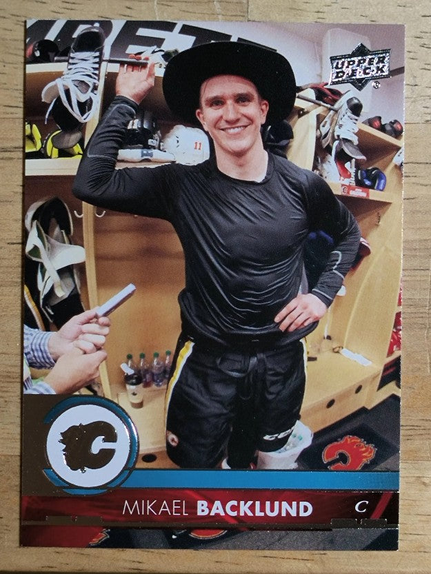 2017-18 Upper Deck #28 Mikael Backlund