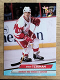 1992-93 Ultra #55 Steve Yzerman