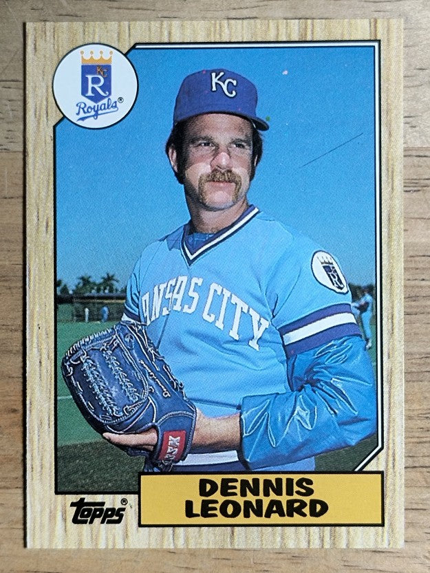 1987 Topps #38 Dennis Leonard