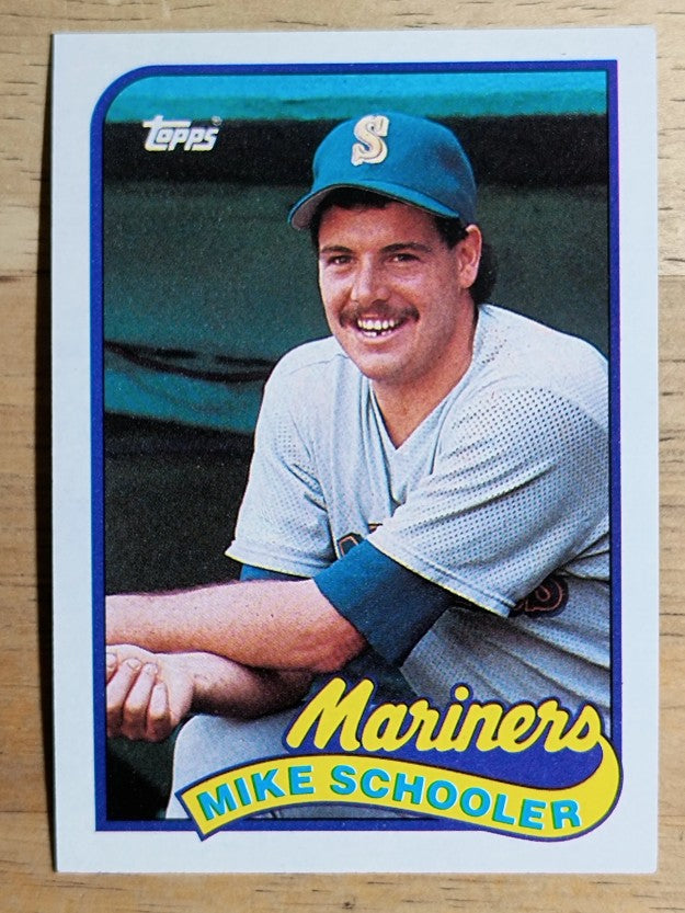 1989 Topps #199 Mike Schooler RC