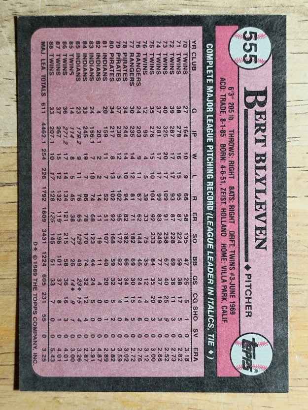 1989 Topps #555 Bert Blyleven