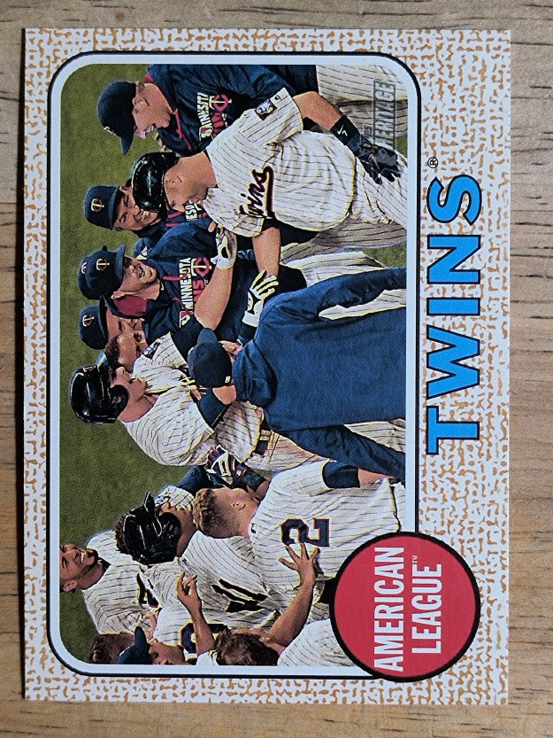 2017 Topps Heritage #128 Minnesota Twins TC