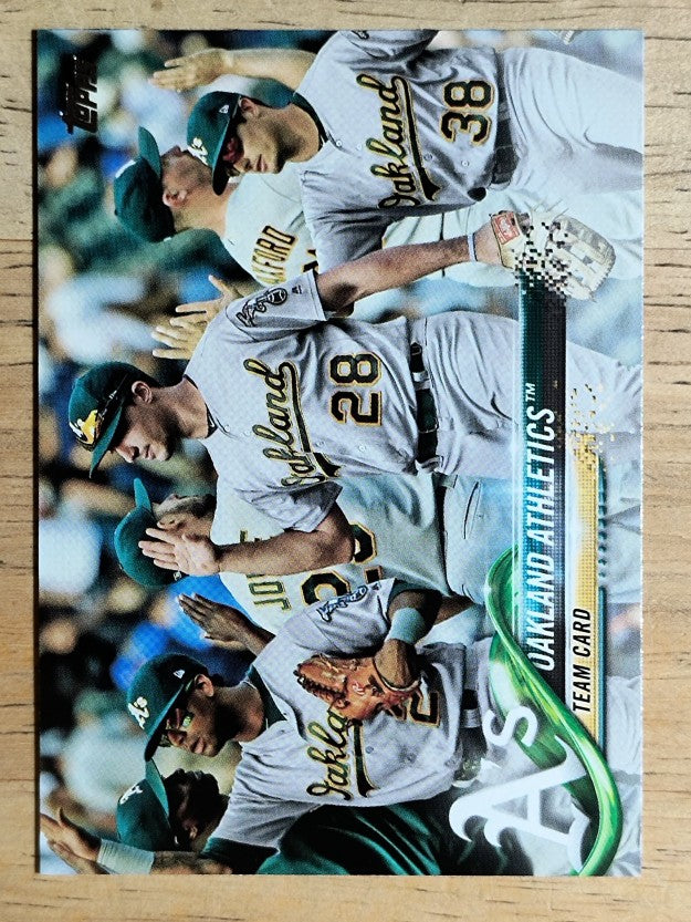 2018 Topps #580 Oakland Athletics