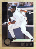 1996 Leaf #99 Tony Gwynn