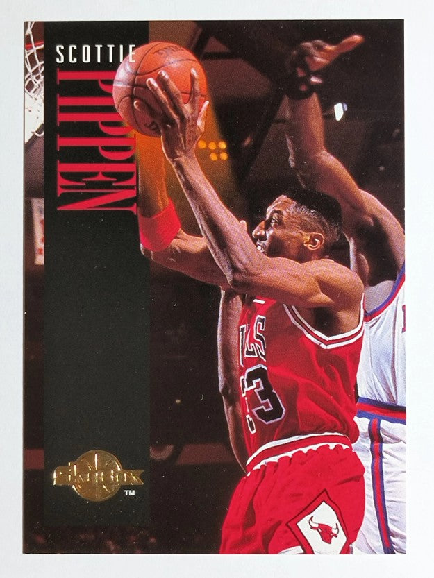 1994-95 SkyBox Premium #26 Scottie Pippen