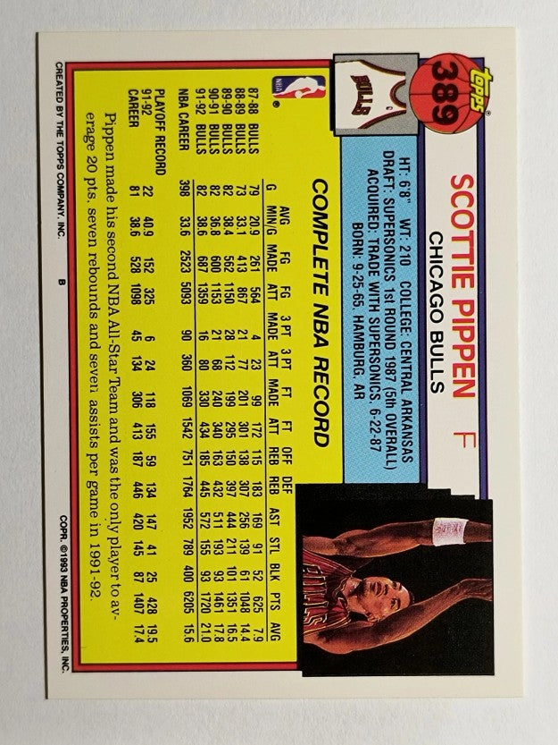 1992-93 Topps #389 Scottie Pippen