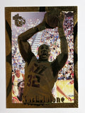 1994-95 Embossed Golden Idols #96 Karl Malone