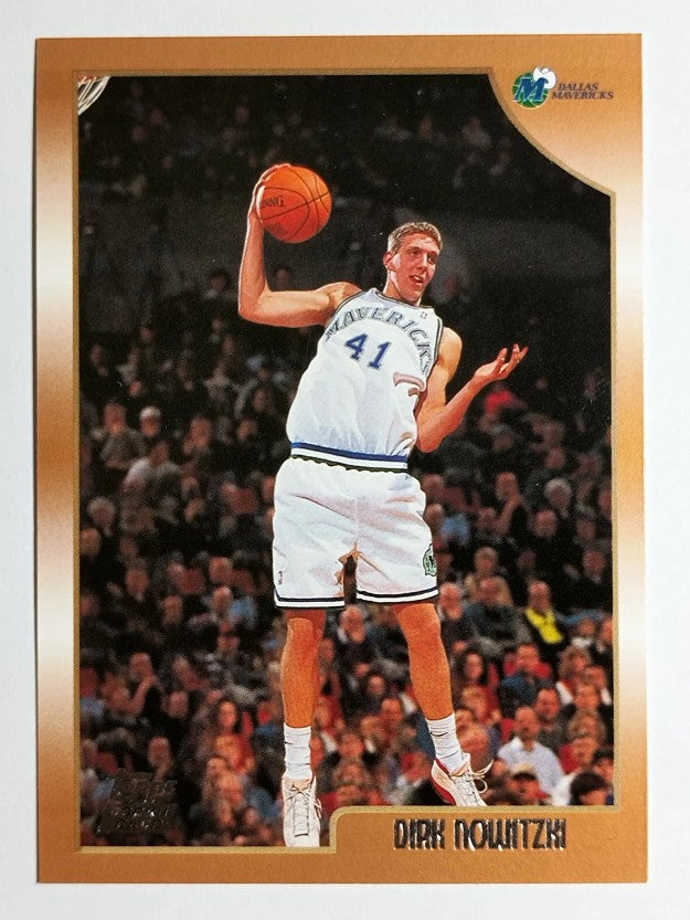 1998-99 Topps #154 Dirk Nowitzki RC