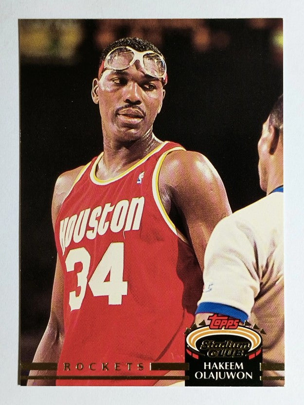 1992-93 Stadium Club #220 Hakeem Olajuwon