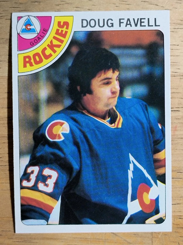 1978-79 Topps #54 Doug Favell (NMMT)