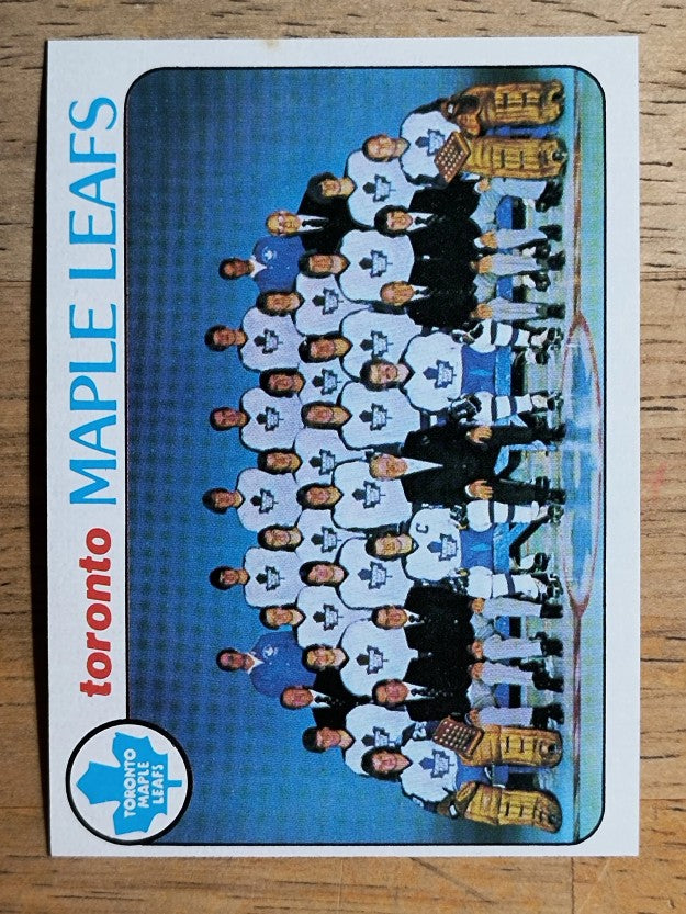 1978-79 Topps #206 Maple Leafs Team CL (NM)