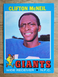 1971 Topps #15 Clifton McNeil (EX)