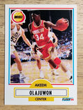 1990-91 Fleer #73 Hakeem Olajuwon