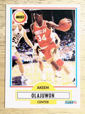 1990-91 Fleer #73 Hakeem Olajuwon