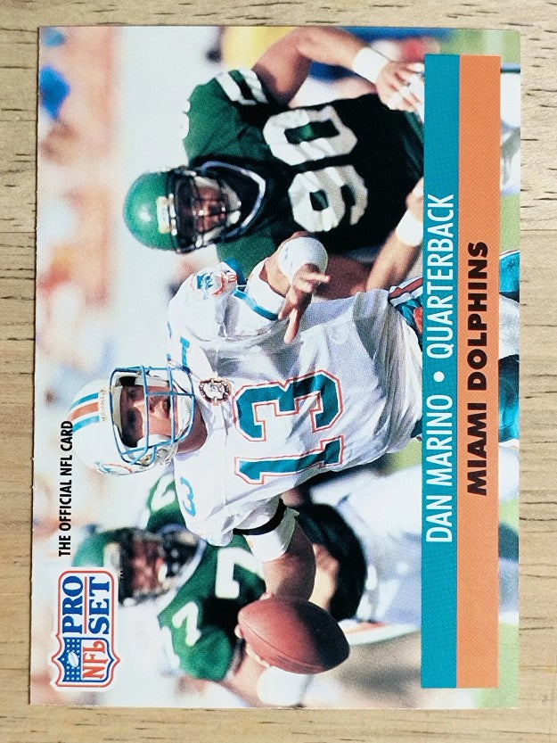 1991 Pro Set #210 Dan Marino