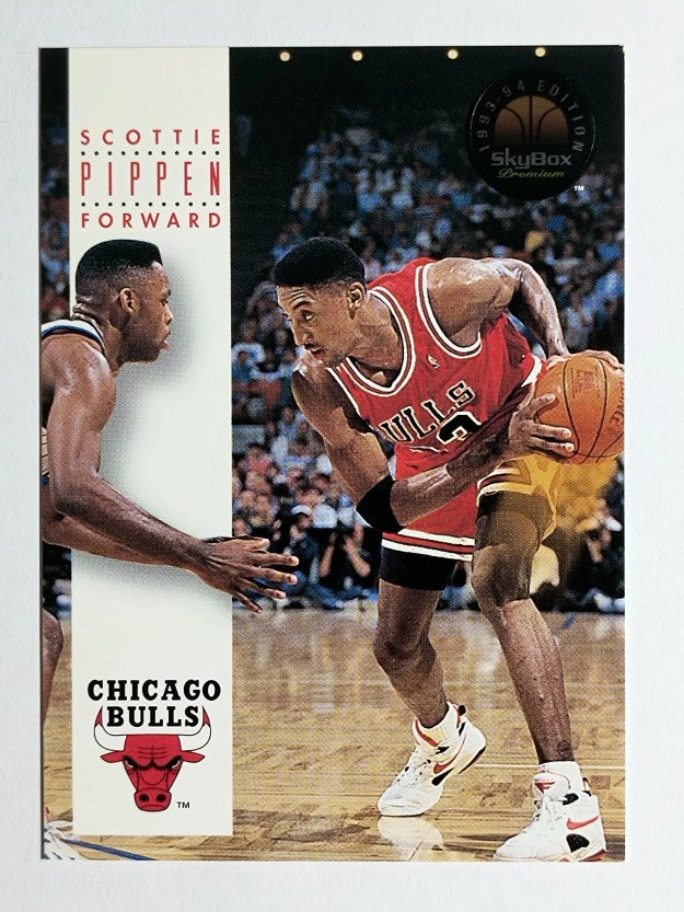 1993-94 SkyBox Premium #47 Scottie Pippen (NM)