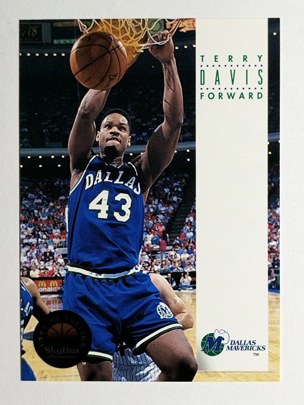 1993-94 SkyBox Premium #55 Terry Davis
